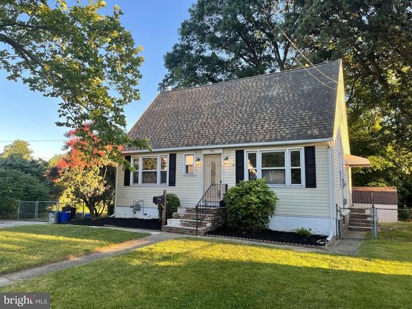 505 W BROOKE AVENUE, MAGNOLIA, NJ 08049