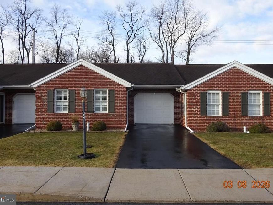 724 Fireside Drive , Shippensburg, PA 17257 Main Photo