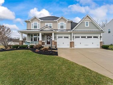1197 Crystal Harbour Drive, Fairborn, OH 45324