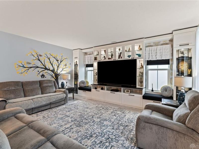 1197 Crystal Harbour Drive, Fairborn, OH 45324 Photo 5