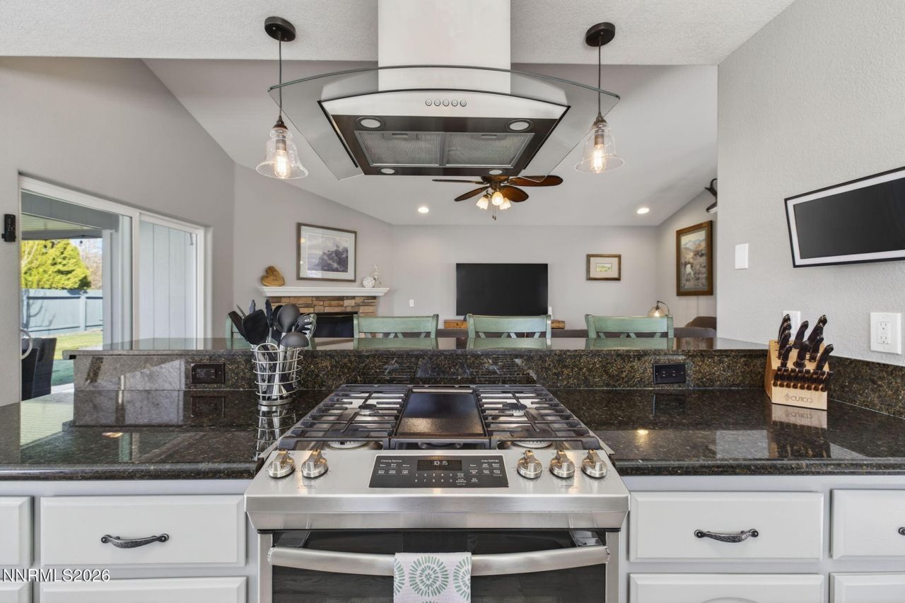 2980 Del Rio Lane, Minden, NV 89423 Photo