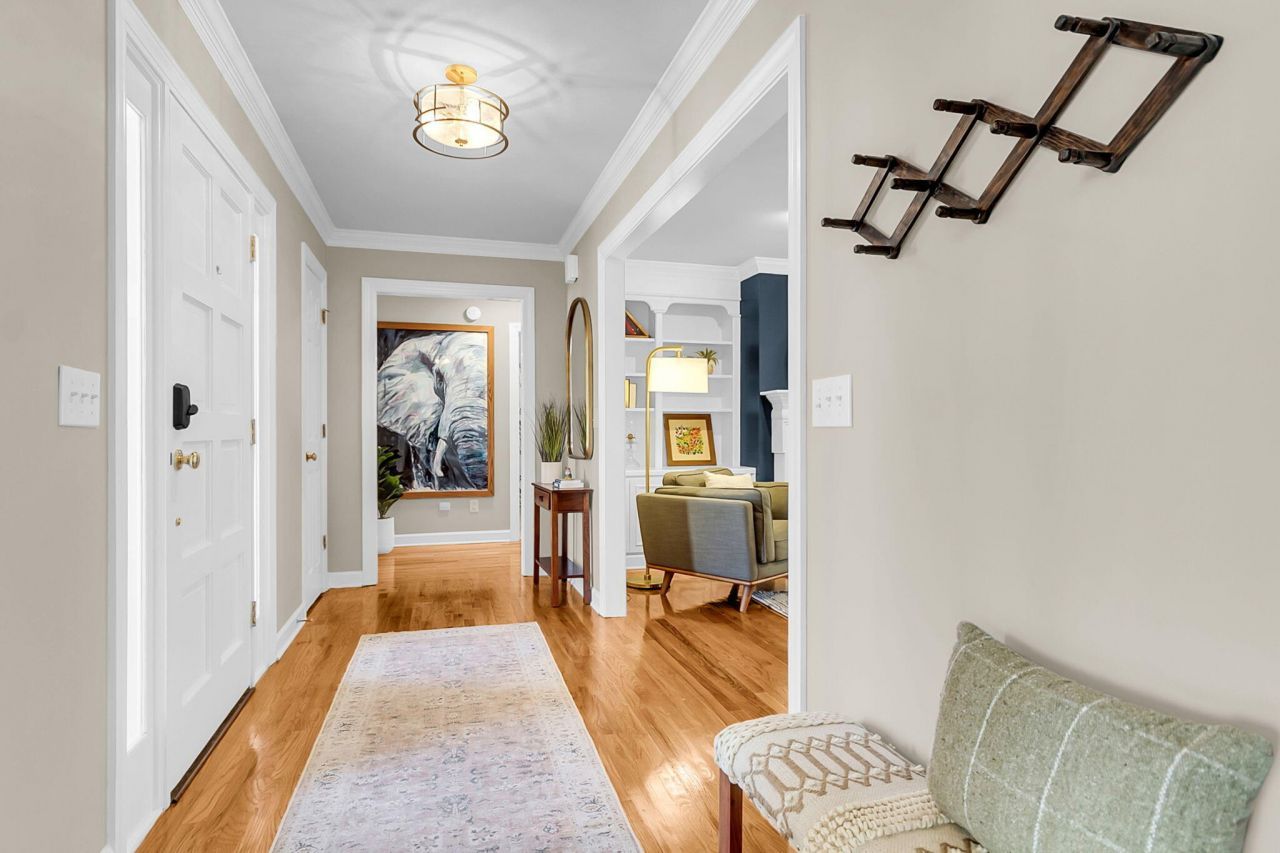 2059 Prospect Hill Drive Photo 11