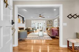 2059 Prospect Hill Drive photo 4