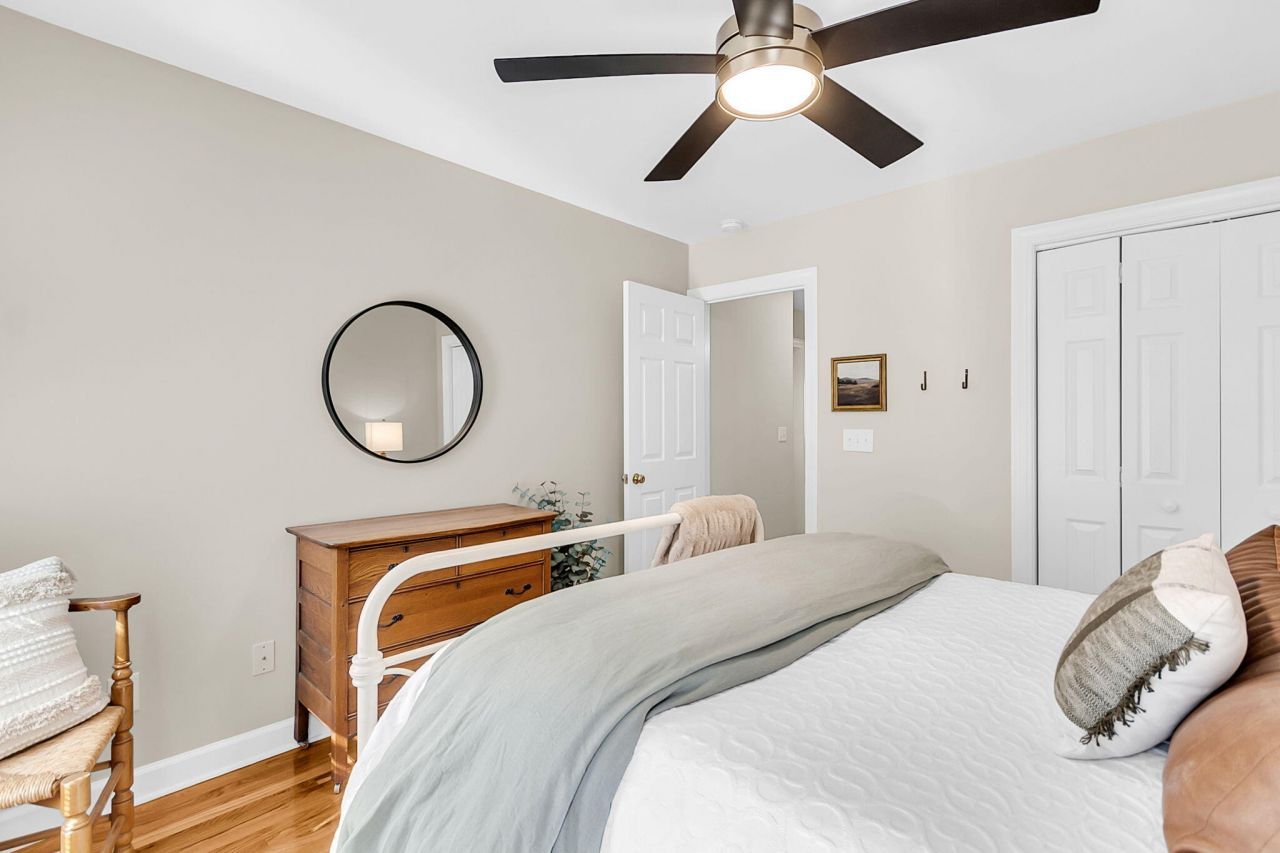 2059 Prospect Hill Drive Photo 34