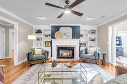 2059 Prospect Hill Drive photo 4