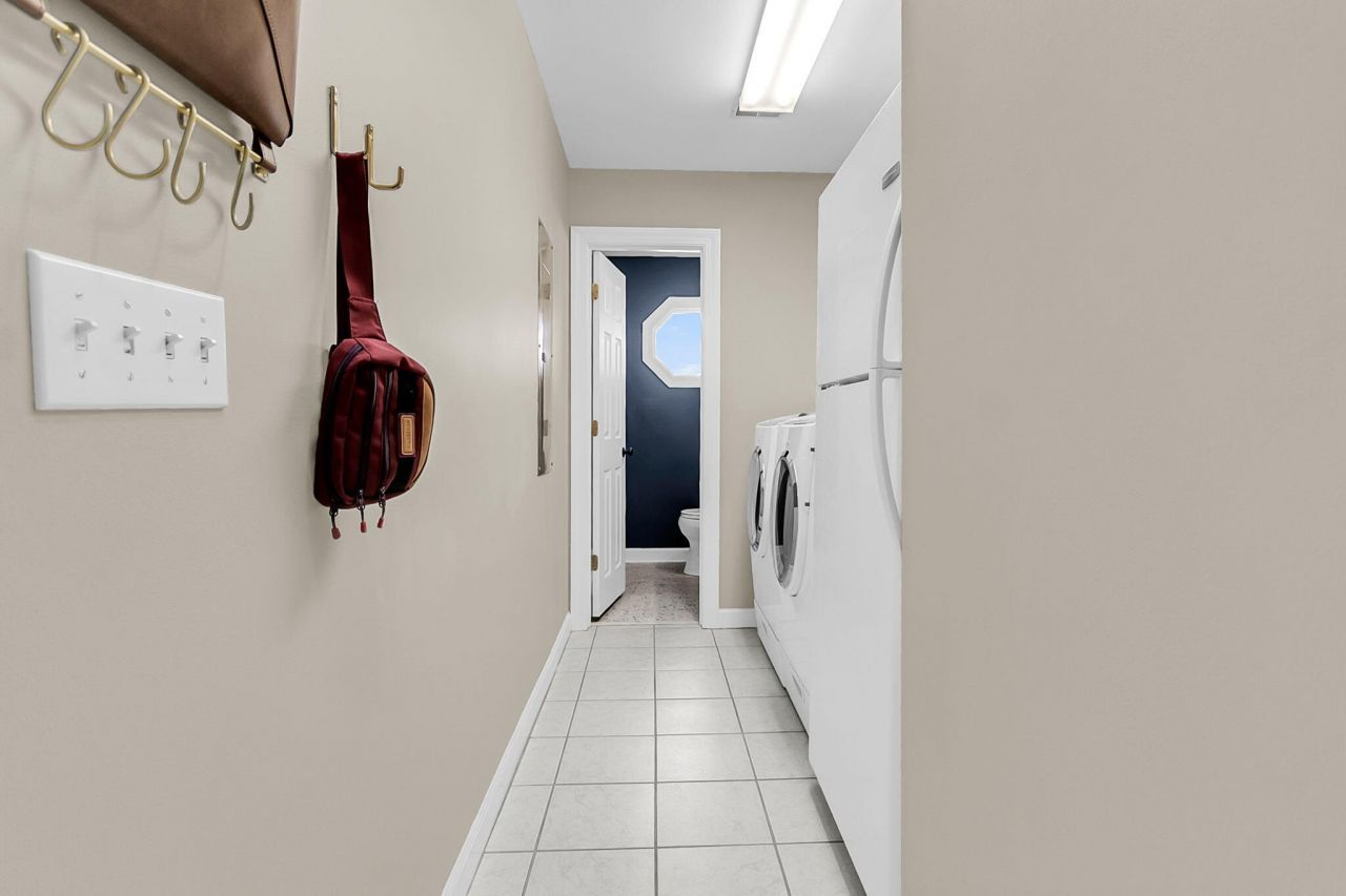 2059 Prospect Hill Drive Photo 53