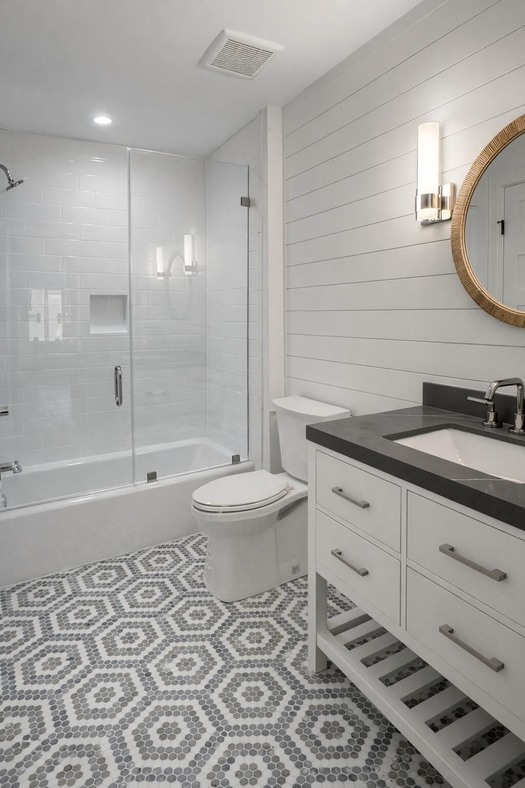 111 Peninsula Drive Photo 20