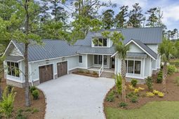 111 Peninsula Drive photo 4