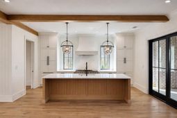 111 Peninsula Drive photo 4