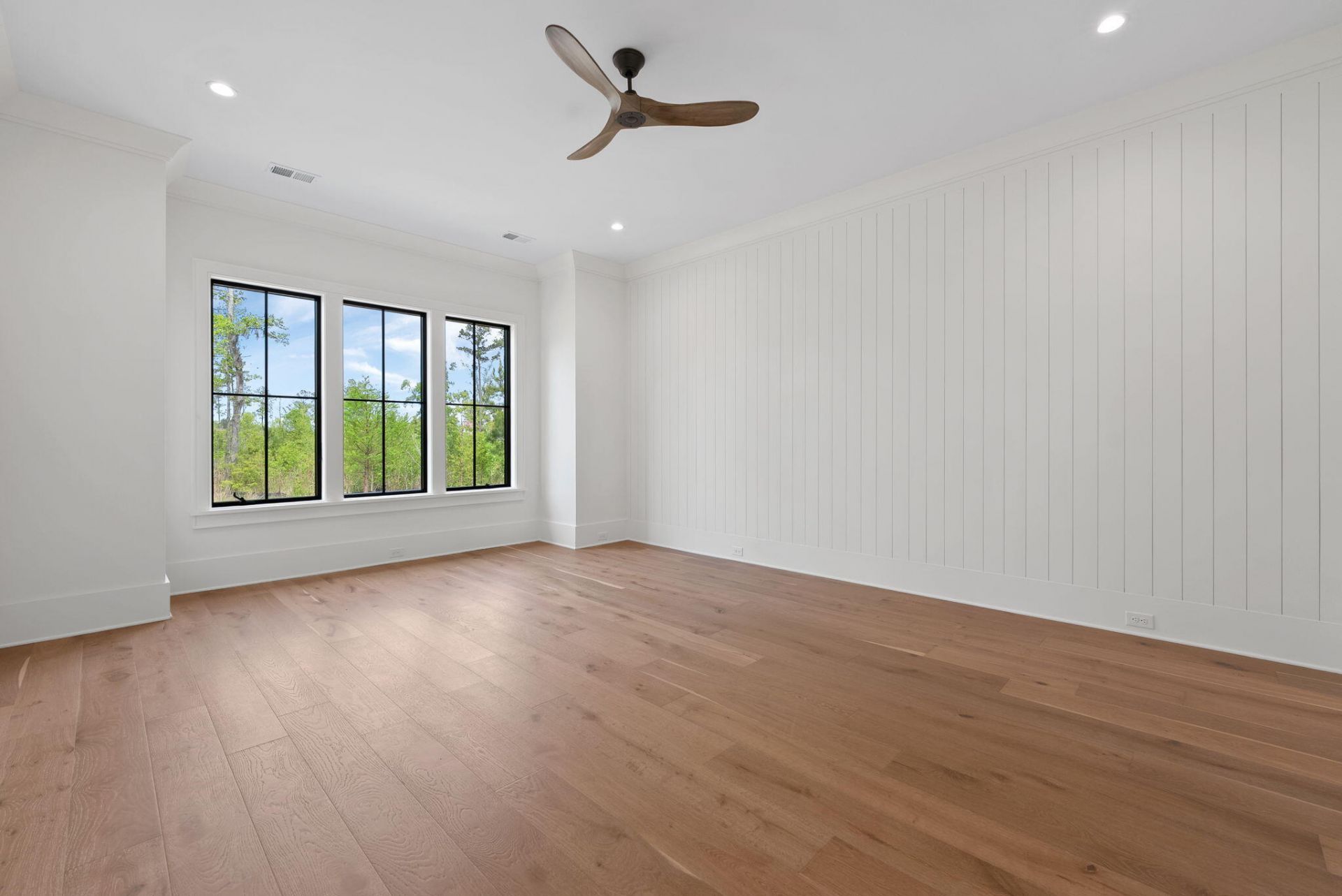 111 Peninsula Drive Photo 33