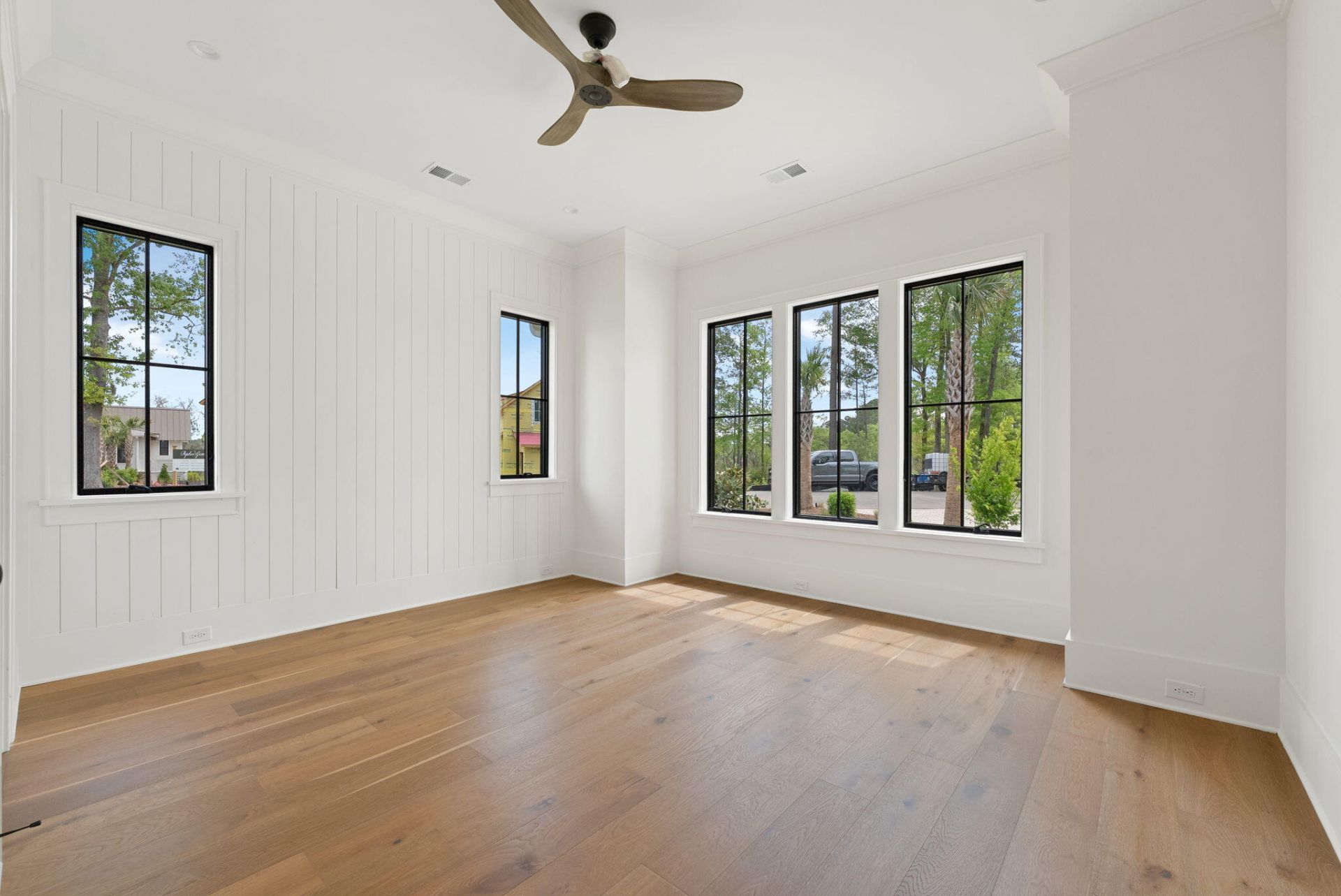 111 Peninsula Drive Photo 34
