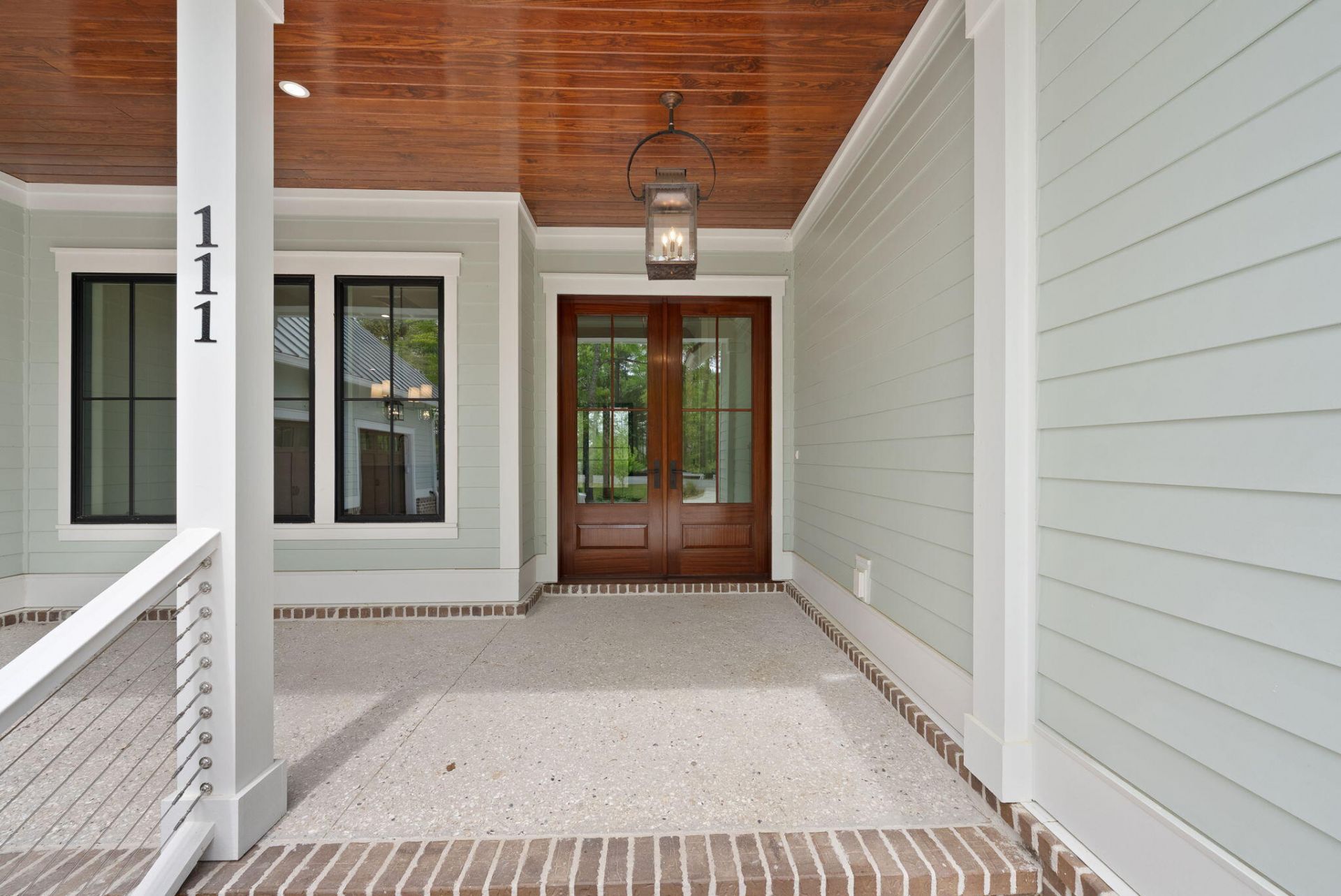 111 Peninsula Drive Photo 7