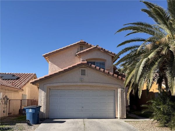 593 Old West Court , Las Vegas, NV 89110