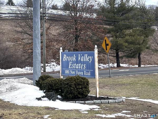 1081 New Haven, Unit 11J, Naugatuck, CT 06770