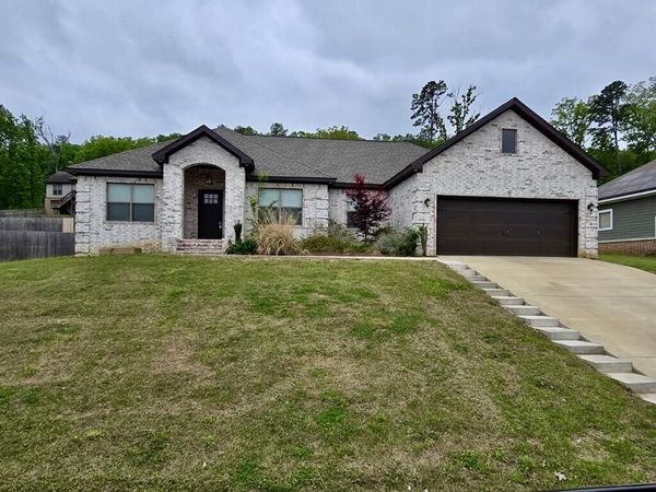 42 Riverwood Drive, Batesville, AR 72501