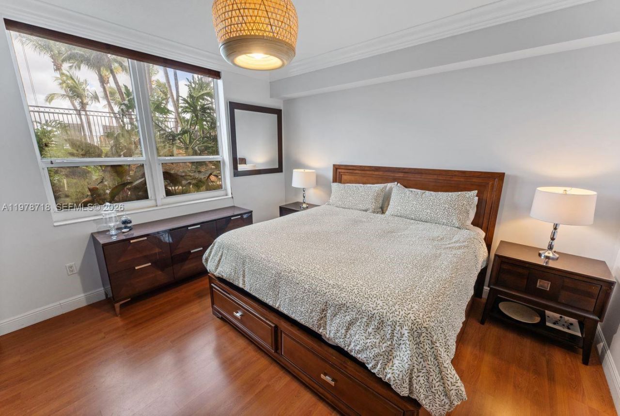 3232 SW 22nd Ter, Unit 708, Miami, FL 33145 Photo