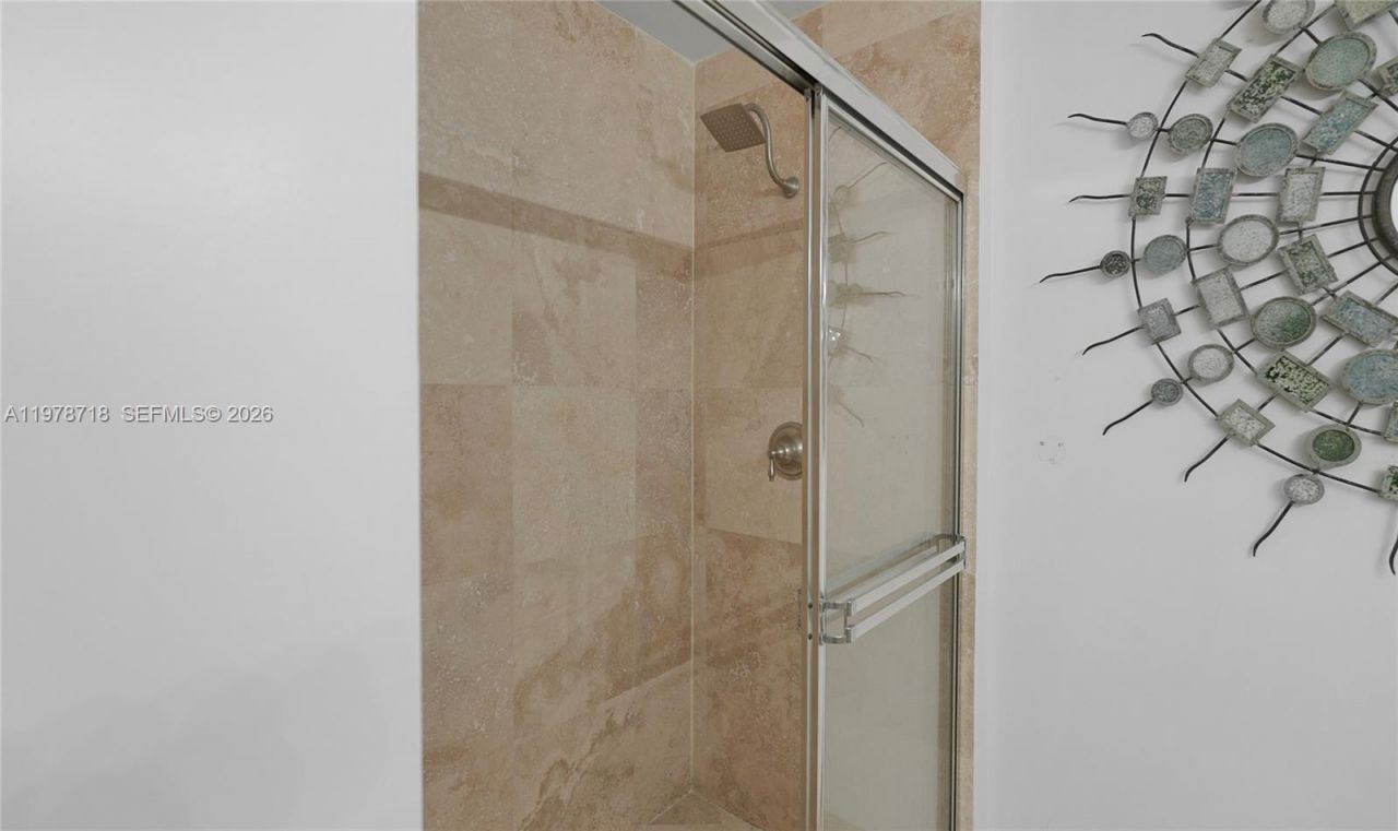 3232 SW 22nd Ter, Unit 708, Miami, FL 33145 Photo