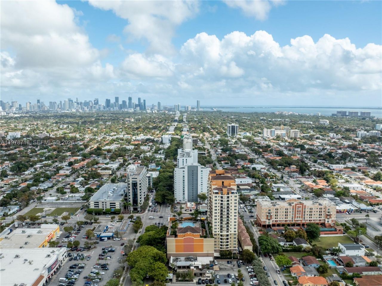 3232 SW 22nd Ter, Unit 708, Miami, FL 33145 Photo