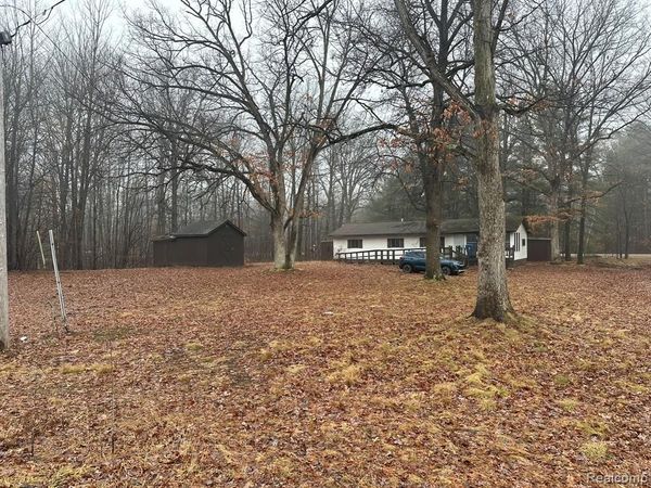 991 W Maplecrest Drive , Edenville Twp, MI 48657