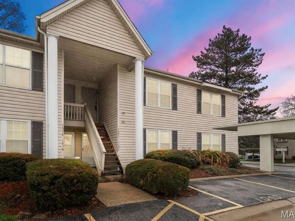 1042 Sugar Creek Court , Unit 8, St Peters, MO 63376