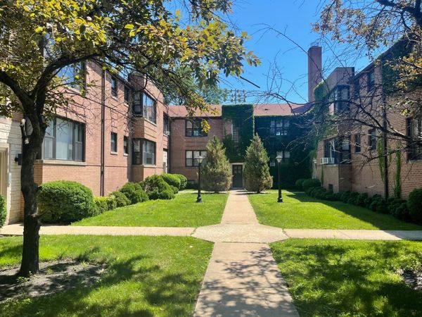 7379 N Winchester Avenue , Unit 2N, Chicago, IL 60626