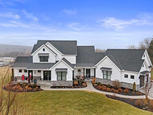 110 RIDGE ROAD, YORK SPRINGS, PA 17372