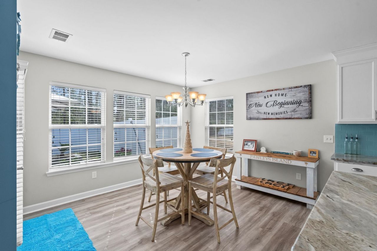 839 Riverward Dr. Photo 19