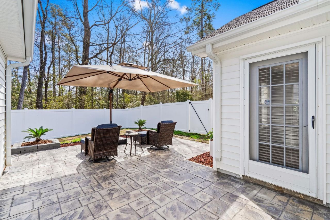 839 Riverward Dr. Photo 22