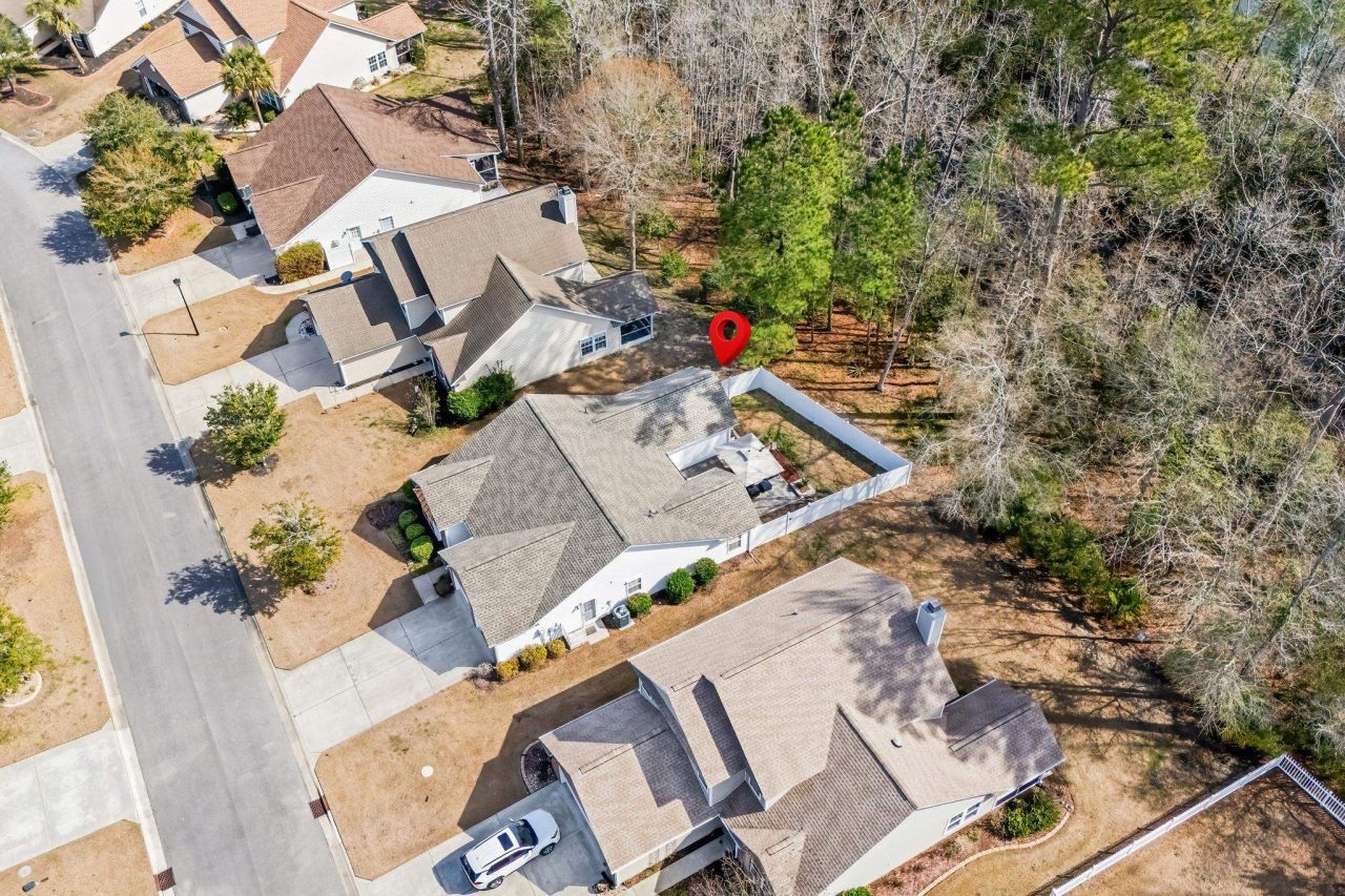 839 Riverward Dr. Photo 3