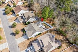 839 Riverward Dr. photo 4