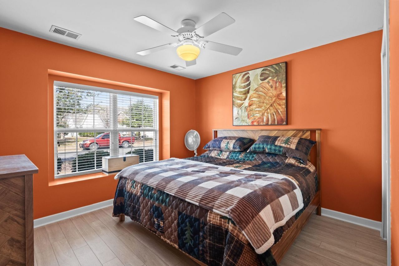 839 Riverward Dr. Photo 33