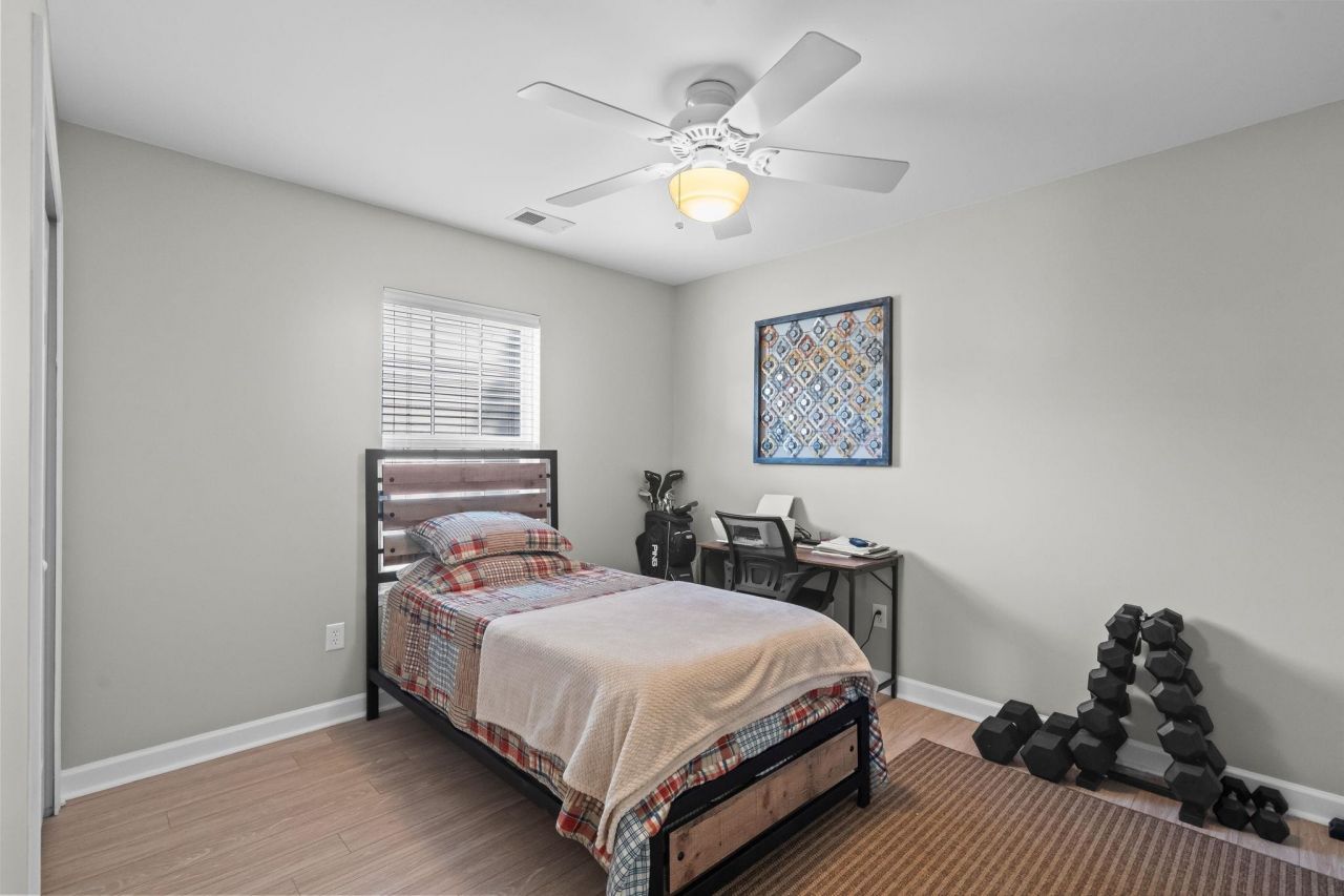 839 Riverward Dr. Photo 35