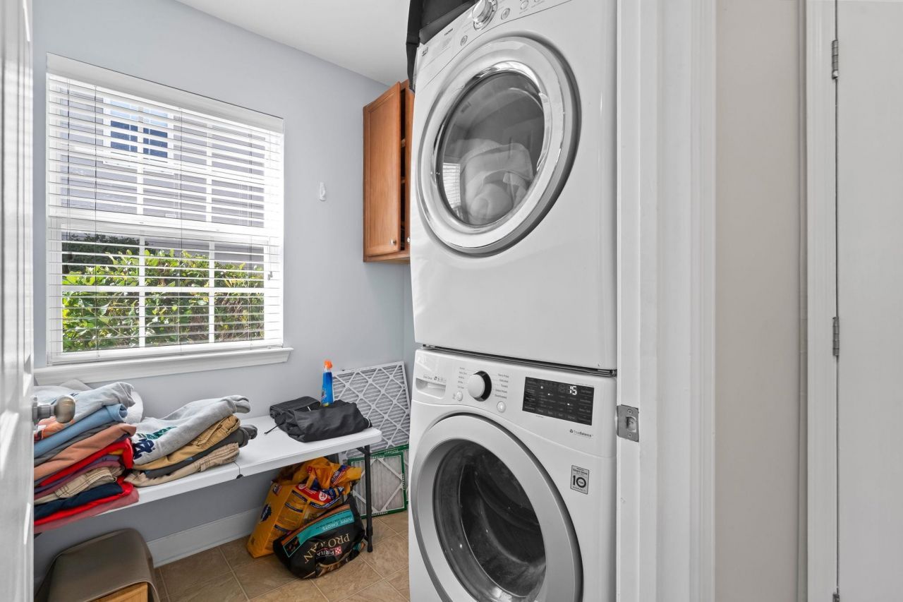 839 Riverward Dr. Photo 38