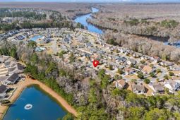 839 Riverward Dr. photo 4