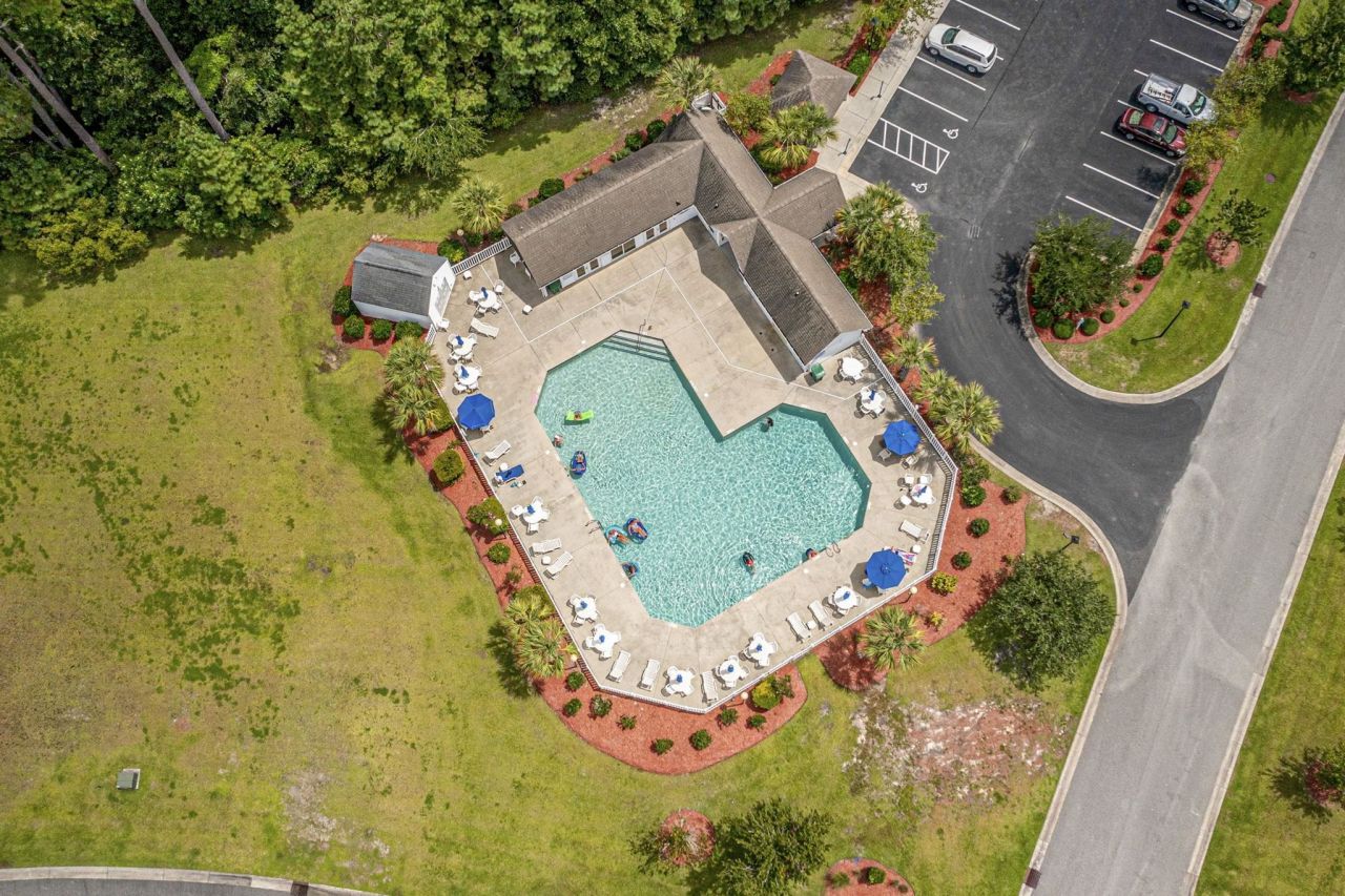 839 Riverward Dr. Photo 44