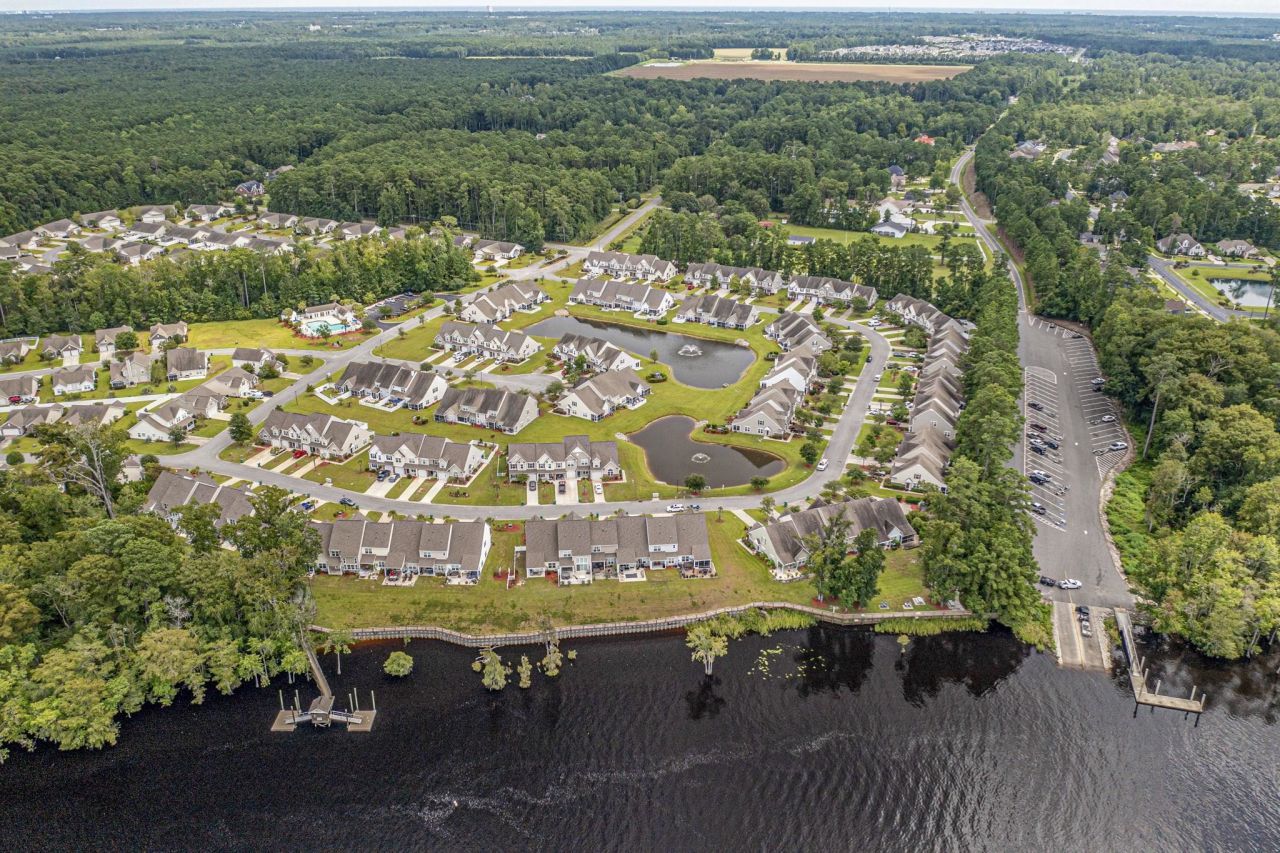 839 Riverward Dr. Photo 49