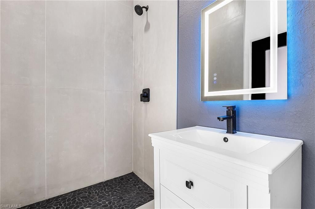 316 NW 10th St, Cape Coral, FL 33993 Photo