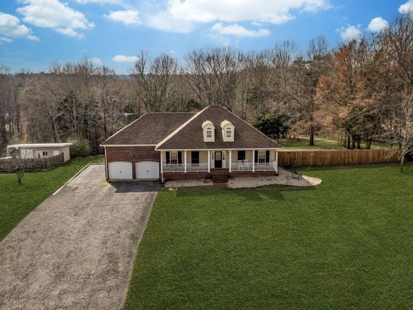 1958 Spencer Mill Road, Burns, TN 37029