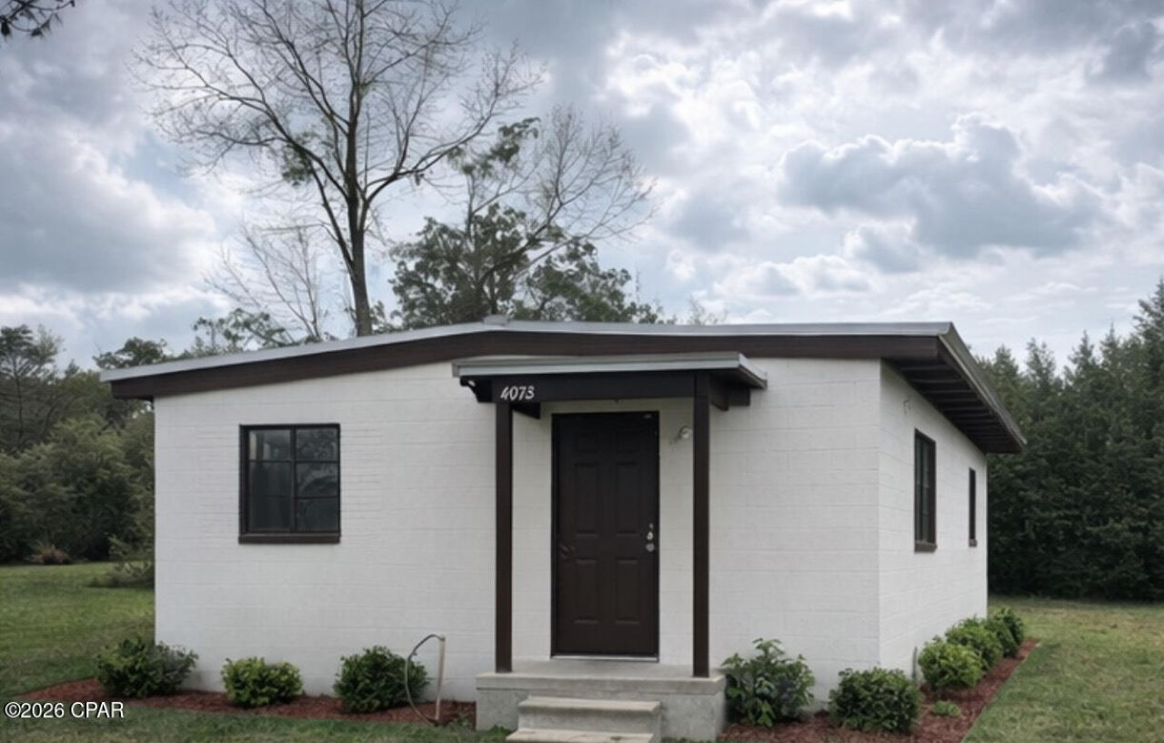 4073 Mccrary Drive, Marianna, FL 32448 Main Photo