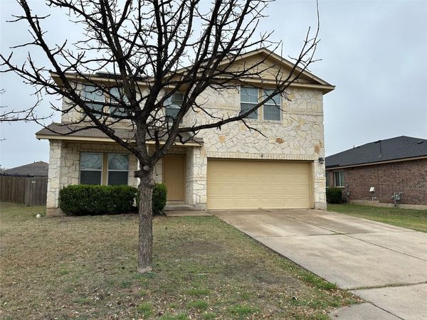 307 Wild Cat DR, Bastrop, TX 78602