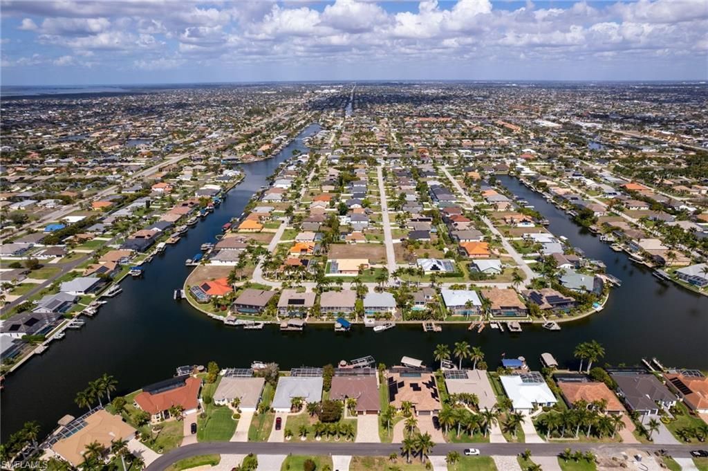 1921 SW 54th St, Cape Coral, FL 33914 Photo