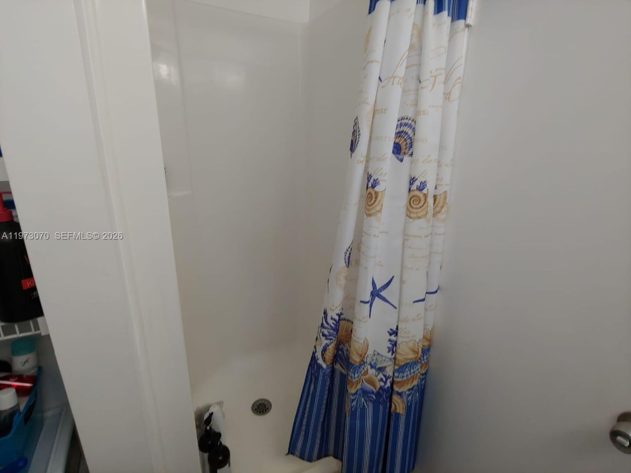 690 W Park Dr , Unit 2-204, Miami, FL 33172 Photo