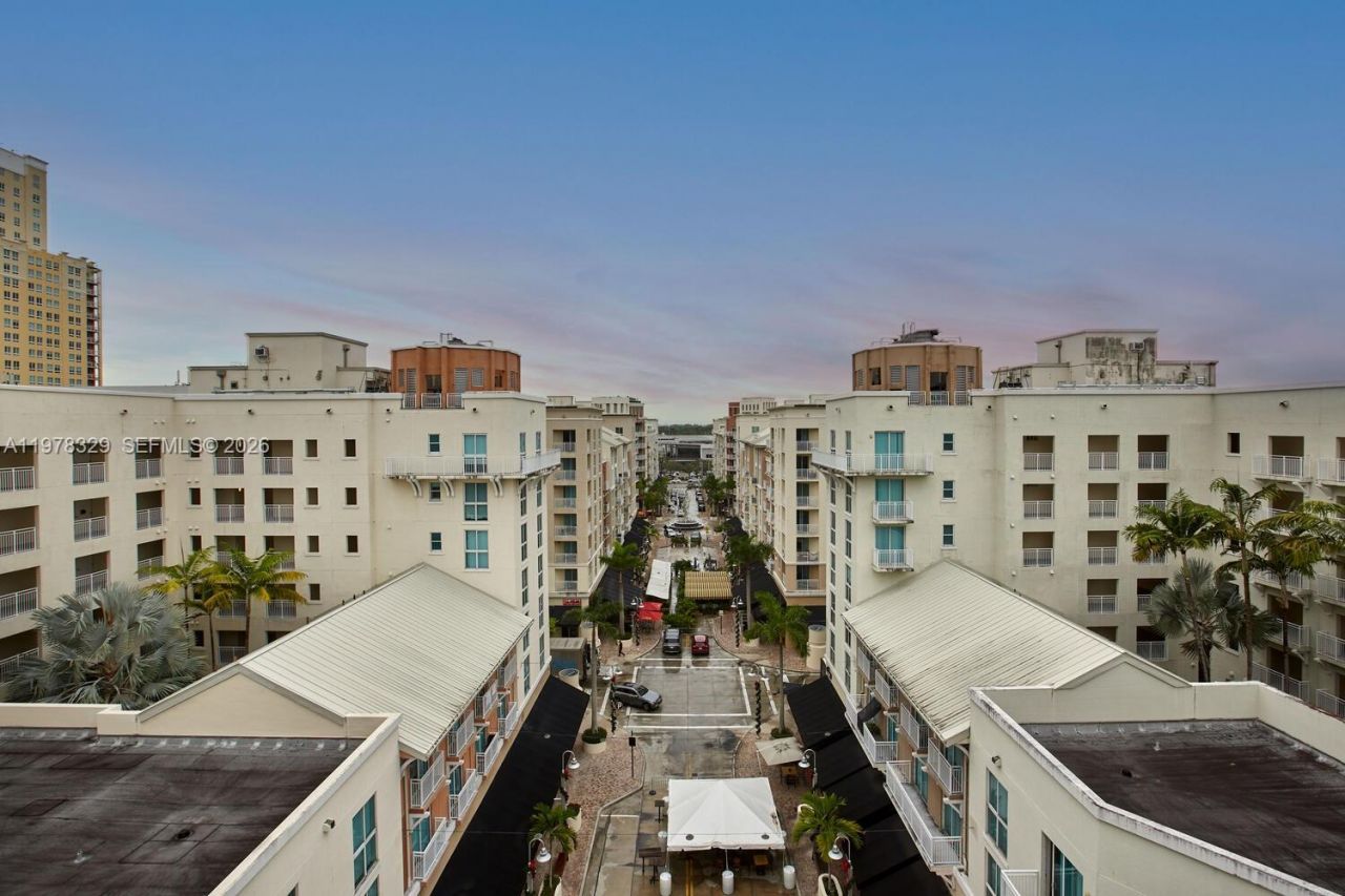 7285 SW 90th St , Unit D613, Miami, FL 33156 Photo