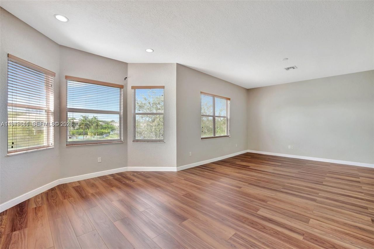 15835 SW 51st St. , Miramar, FL 33027 Photo