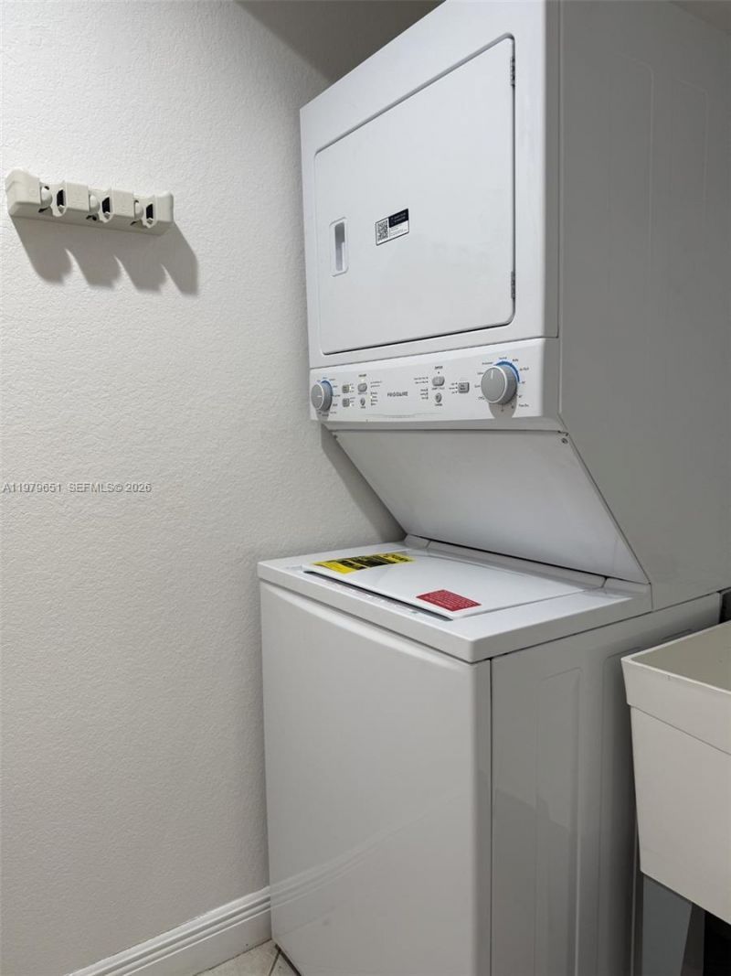 601 S Federal Hwy, Unit 32, Lake Worth, FL 33460 Photo