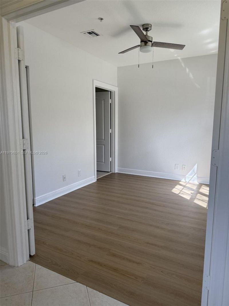 601 S Federal Hwy, Unit 32, Lake Worth, FL 33460 Photo