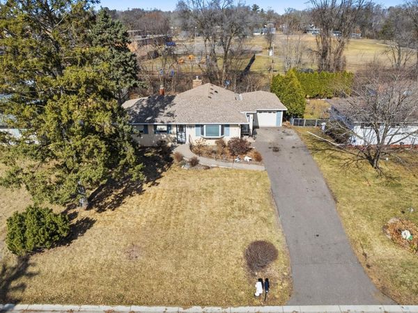 2565 Martin Way, White Bear Lake, MN 55110