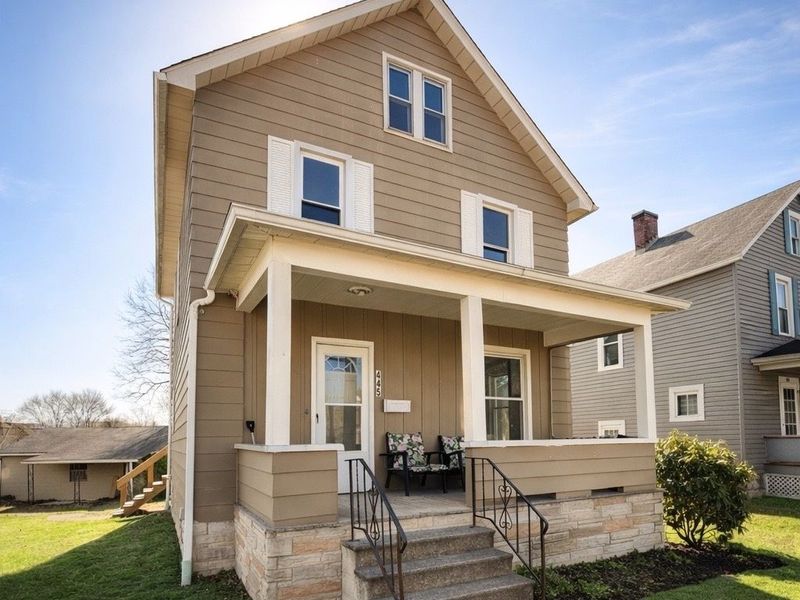 445 W Martin Street, East Palestine, OH 44413 Photo 1