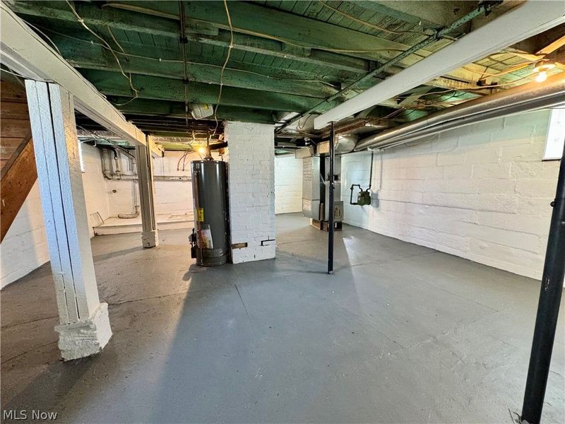 445 W Martin Street, East Palestine, OH 44413 Photo 24