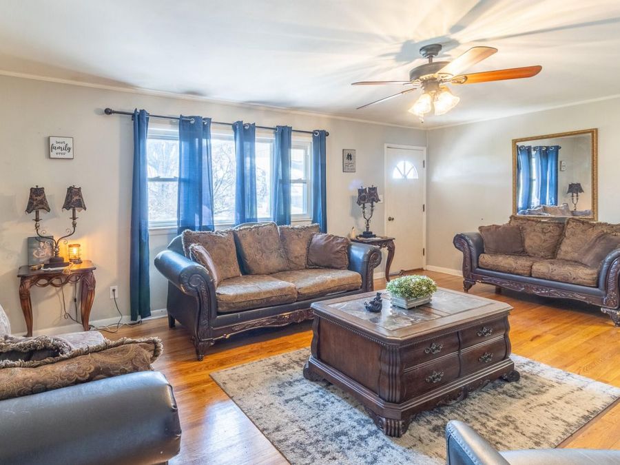 Property Image 6